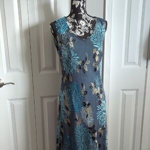 Blue and White Sleeveless Midi Sundress